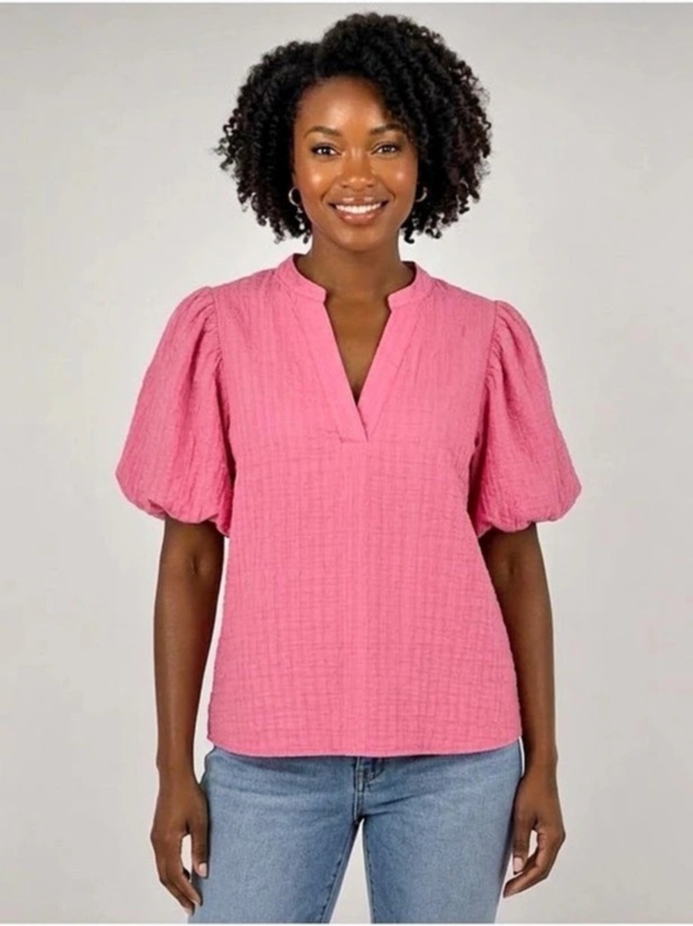 Glam NWT Pink Textured Puff Sleeve V-Neck Blouse Medium. NWT